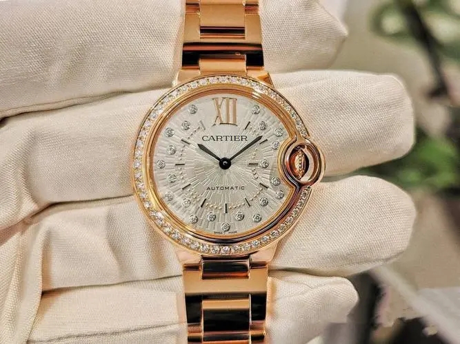 卡地亞手表表盤碎了如何修復？專業(yè)建議在這里