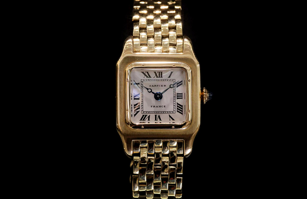 卡地亞手表磕碰有凹痕怎么辦？修復(fù)步驟是什么？