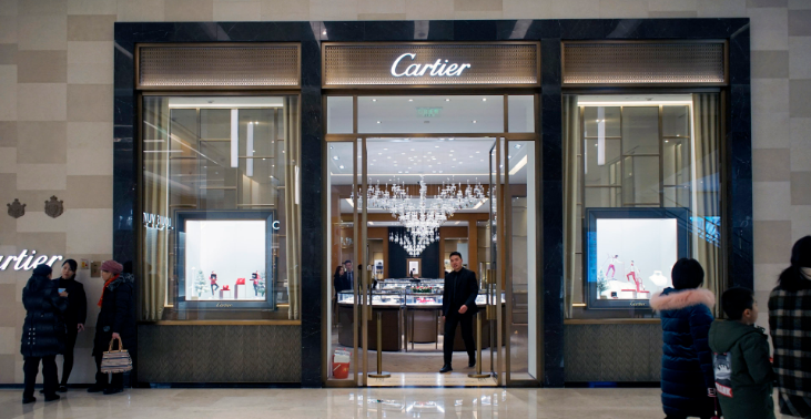 廣州卡地亞維修中心地址在哪里？（卡地亞表盤發(fā)黃）