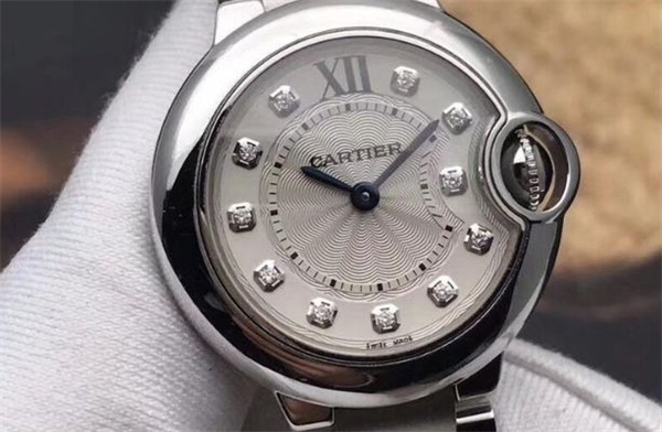 卡地亞手表磕碰了是什么原因