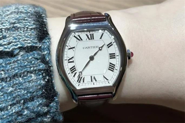 揭秘卡地亞手表偷停問題，全面解決策略大公開?。▓D）