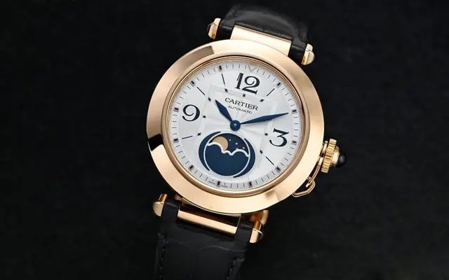 深度揭秘：卡地亞手表污漬處理全攻略，輕松煥新您的愛表！（圖）