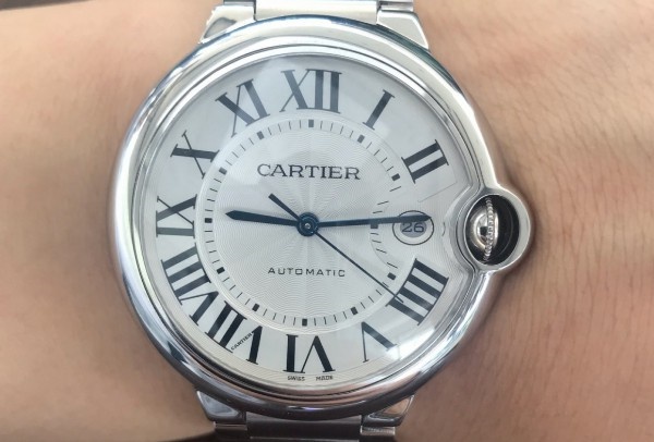 探索卡地亞機(jī)芯生銹之謎：常見原因與解決方案（圖）