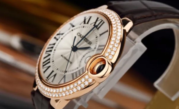 卡地亞腕表表殼損傷修復(fù)指南：專(zhuān)業(yè)技巧助你重?zé)ü獠剩▓D）